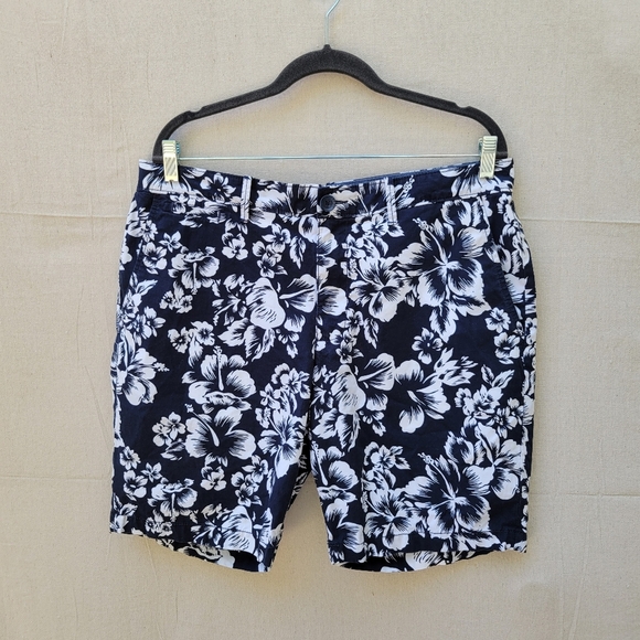Original Penguin Men's Exploded Hibiscus Short DarkNavy White  Shorts Size 36 - Picture 3 of 13